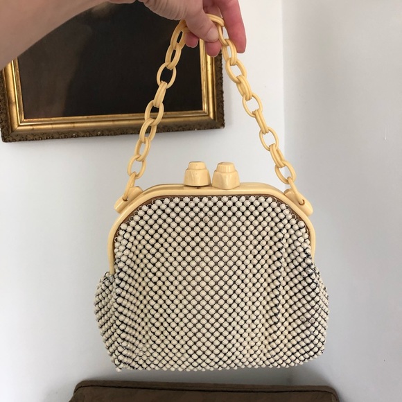 Vintage Whiting & Davis Alumesh Handbag 🥛 - Picture 9 of 9